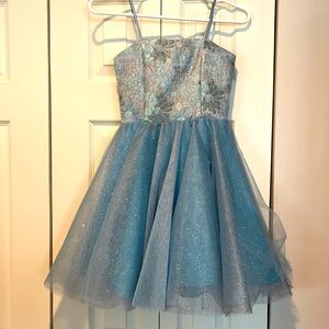 In Deux Trois Girl’s party dress size 8